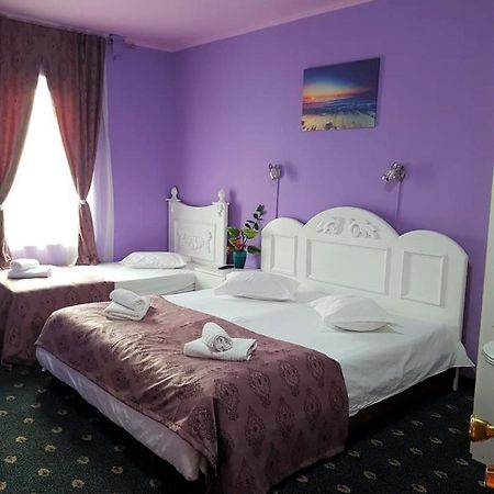 Hotel Darosy アラド エクステリア 写真