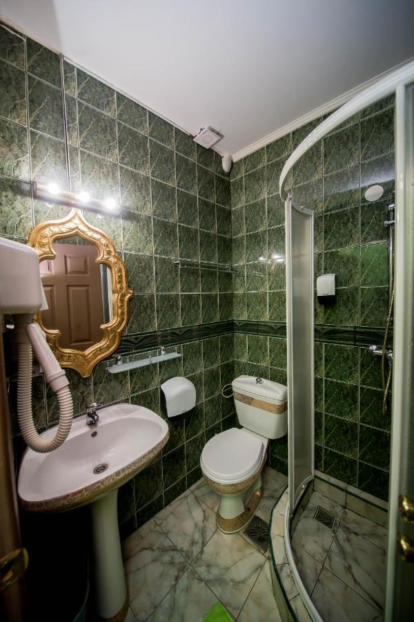 Hotel Darosy アラド エクステリア 写真